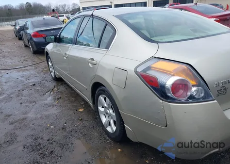 2009 Nissan Altima 2.5 S from USA, damaged, VIN 1N4AL21E49N422084
